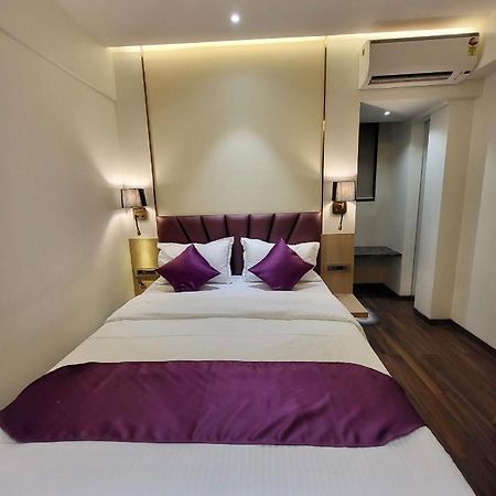 Hotel Vishal Hall à Bombay Extérieur photo