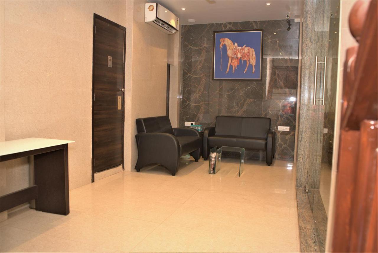 Hotel Vishal Hall à Bombay Extérieur photo