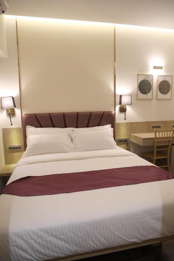 Hotel Vishal Hall à Bombay Extérieur photo