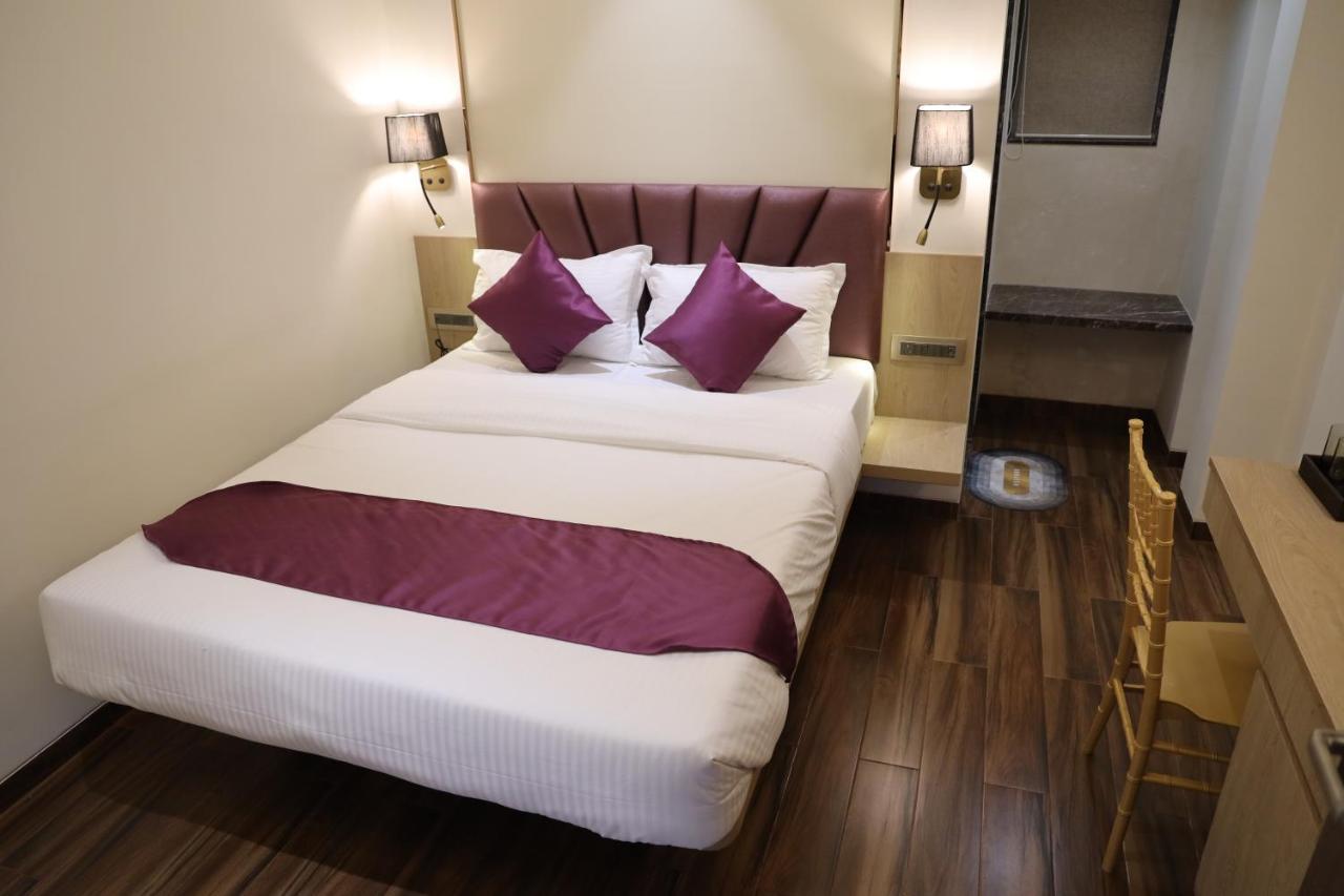 Hotel Vishal Hall à Bombay Extérieur photo
