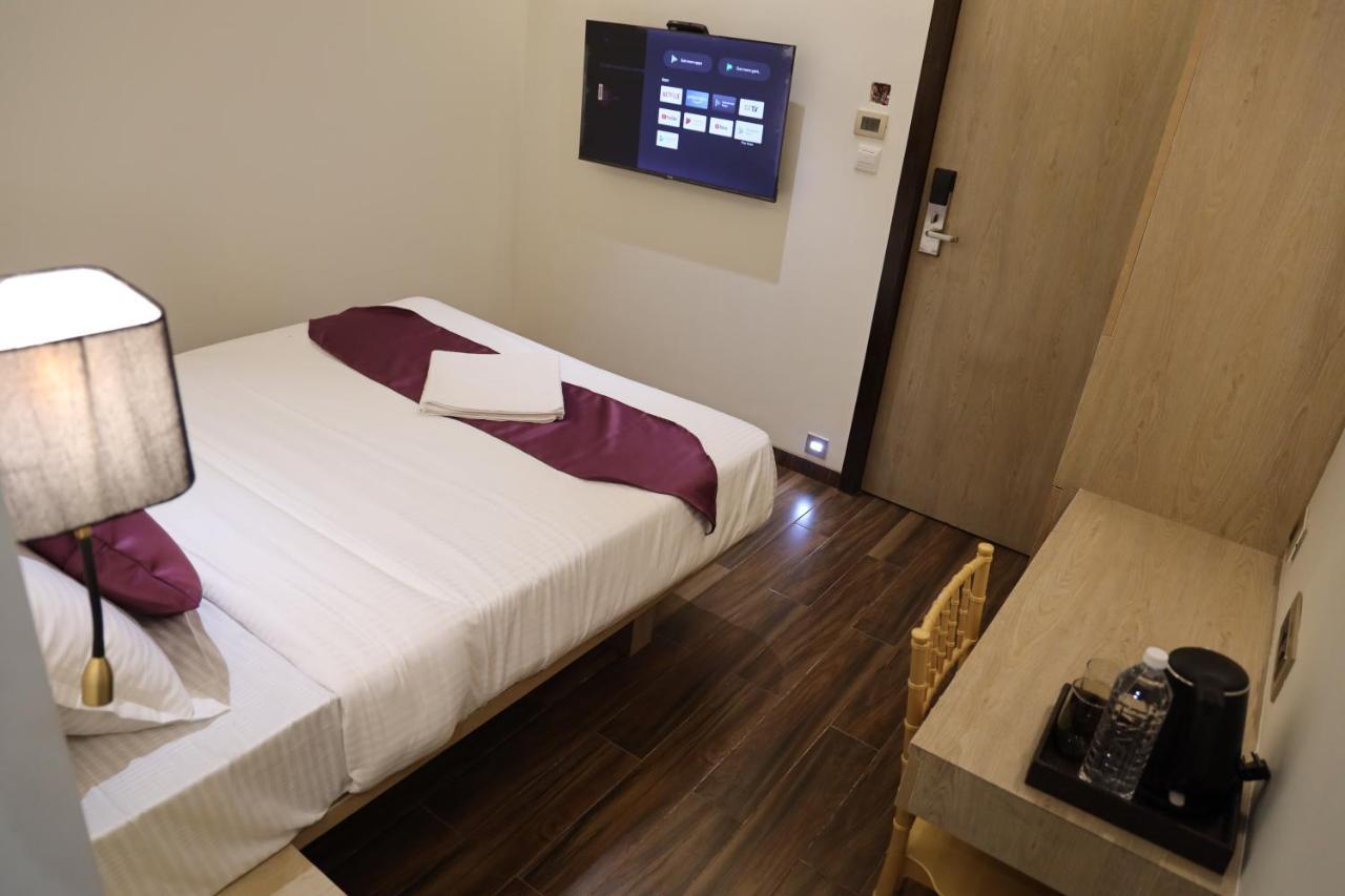 Hotel Vishal Hall à Bombay Extérieur photo