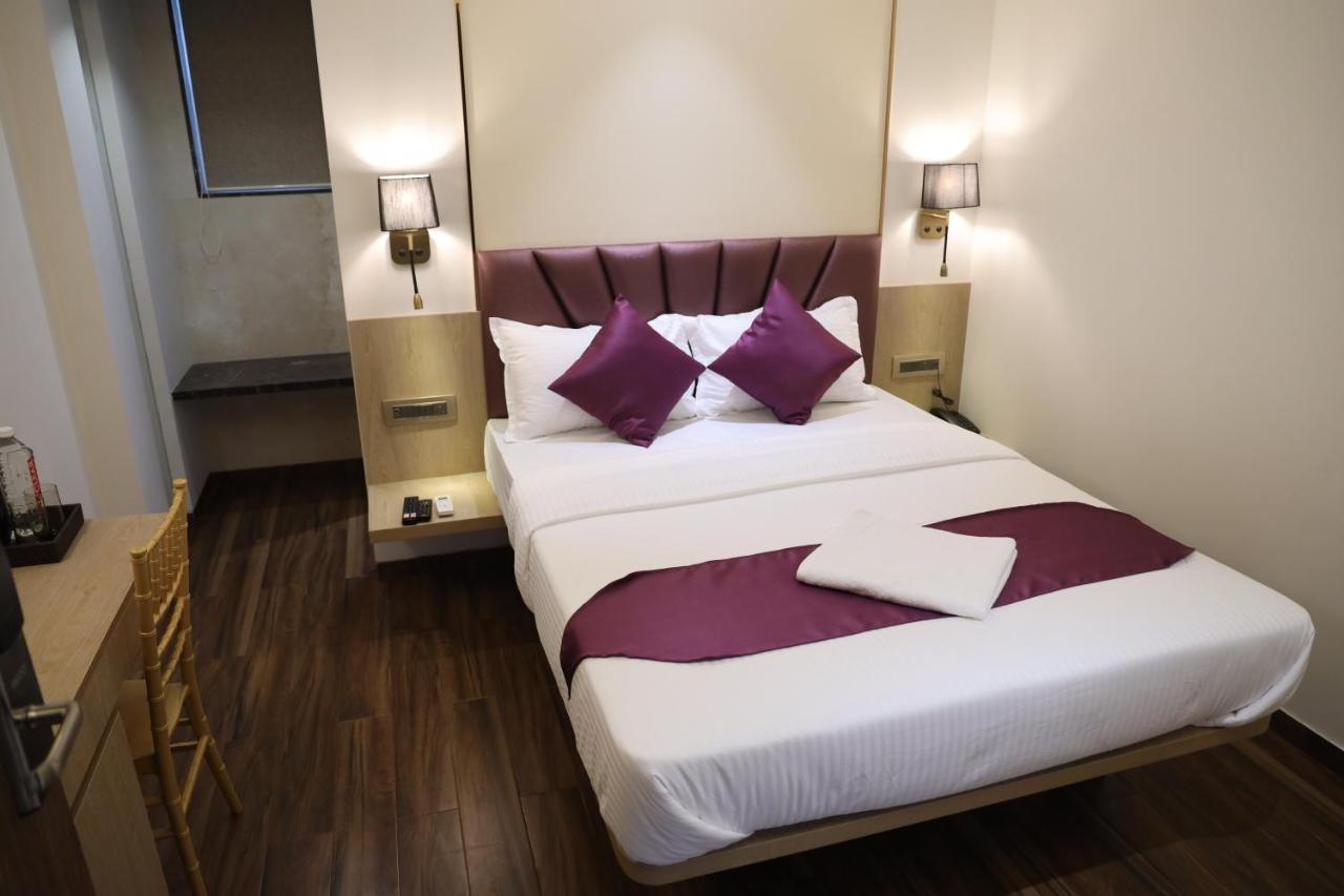 Hotel Vishal Hall à Bombay Extérieur photo