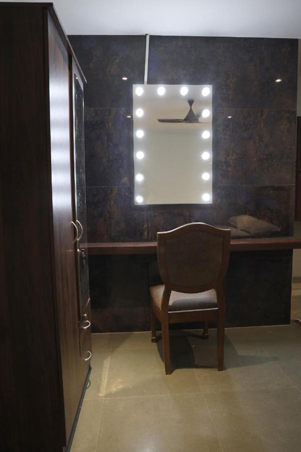 Hotel Vishal Hall à Bombay Extérieur photo